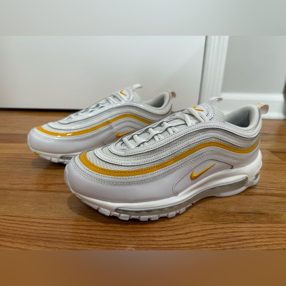 Nike Airmax 97 university gold wmns Sz 9.5 men’s Sz 8